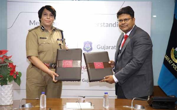 Axis Bank signs MoU with Gujarat Police to offer comprehensive health insurance coverage