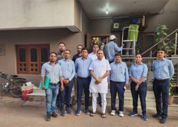 DGVCL installs Smart Meter at the residence of Minister Mukesh Patel in Olpad, Surat