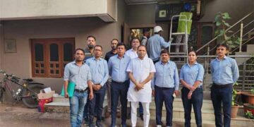 DGVCL installs Smart Meter at the residence of Minister Mukesh Patel in Olpad, Surat