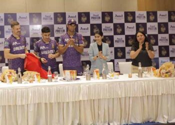 KKR team launches Amul’s latest innovation, world’s first high-protein kulfi, in Kolkata