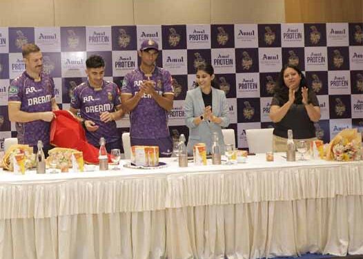KKR team launches Amul’s latest innovation, world’s first high-protein kulfi, in Kolkata