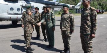 CDS visits Northern & Western Commands HQs; holds operational assessment
