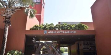 Diamond worker’s son makes AVMA proud, secures coveted seat in IIM-Rohtak