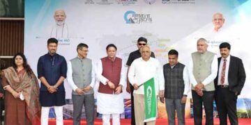 Gujarat Govt and QCI Drive Quality Mission across MSMEs with Gunvatta Yatra cover 33 dists