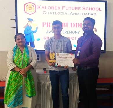 KFS Ghatlodia felicitates Grade 10 achievers in a celebratory Pratibuddh Award Ceremony