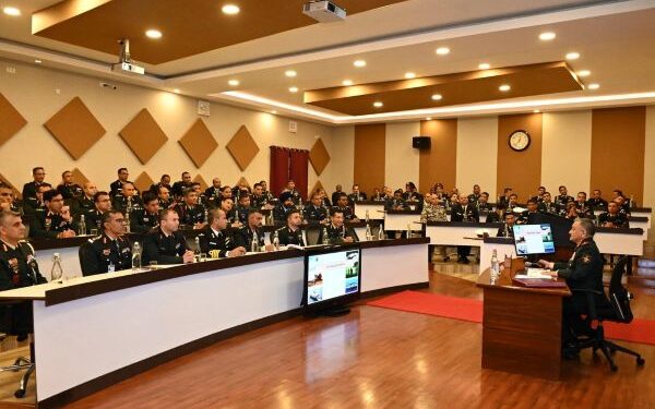 CDS delivers talk on Op Sindoor at Defence Services Staff College in Wellington