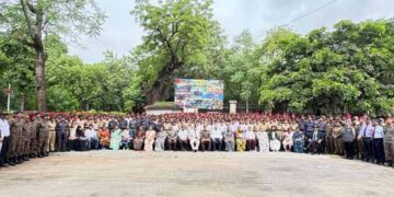 Maj Gen Gaurav Bagga leads Kargil Vijay Diwas at Golden Katar Divn War Memorial in Ahmedabad