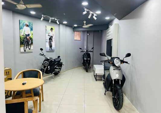 eBikeGo launches new Acer Electric Vehicles retail outlet in Ahmedabad’s Juna Vadaj