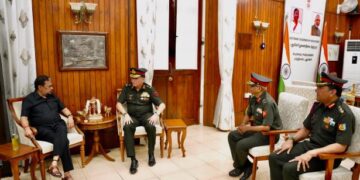 Chief of Indian Army Southern Command calls on Puducherry Lt Governor