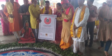 Dr. Mehul Mashkaria sets world record by performing Shashtipoorthi Mahayagna with 39 couples