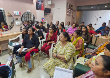 Rotary Club of Bhavnagar Vibrant empowers women through vocational training in beauty care