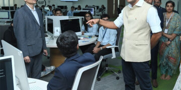 MIT-WPU Executive President Dr. Rahul V. Karad inaugurates iOS Development Centre