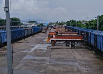 Southern Railway steams ahead with record food grain movement