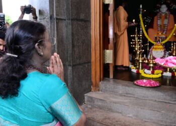 President Murmu Inaugurates Mahasamadhi Centenary of Sree Narayana Guru at Sivagiri Mutt