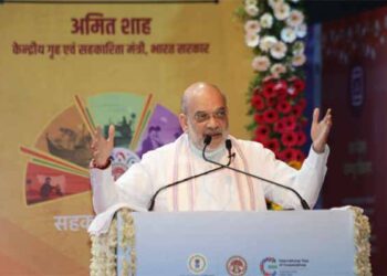 Centre rushes ₹1,950.80 crore Aid to Karnataka & Maharashtra for flood relief