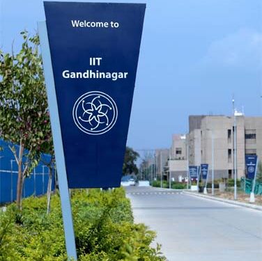 IITGN researchers develop sustainable, non-toxic water repellent coatings for next-gen energy technologies