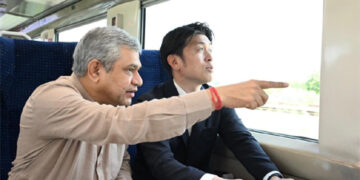 Ashwini Vaishnaw, Japanese Minister inspect Surat HSR site, praise India–Japan Build Alliance