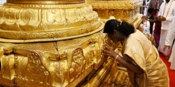 President Murmu seeks divine grace at Tirumala