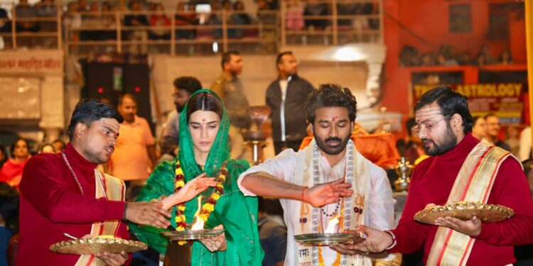 Dhanush & Kriti Sanon turn Varanasi into a celebration ahead of ‘Tere Ishk Mein’ release