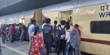 Rail Users Seek Urgent Railway Reforms to Curb Irregularities in Reserved Coaches