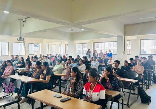 Swarrnim Science College empowers students with financial literacy