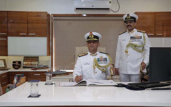 Rear Admiral Sritanu Guru takes charge as Flag Officer, Gujarat, Daman & Diu Naval Area