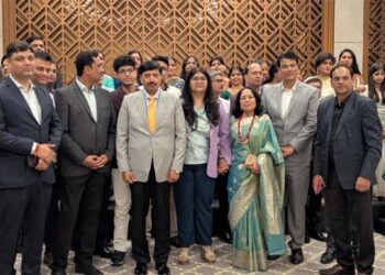 Gujarat Chief Secretary MK Das honoured by Mithila Community in Ahmedabad