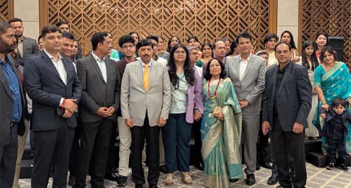 Gujarat Chief Secretary MK Das honoured by Mithila Community in Ahmedabad