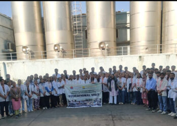 From classroom to creamery: Aarihant Ayurvedic students gain real-world insights at Madhur Dairy field visit