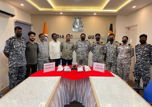ICG–CIU busts ₹9 crore hashish oil smuggling racket off Pamban in Gulf of Mannar
