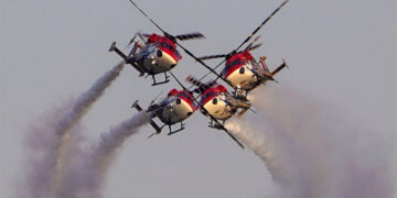 Sarang Sky Warriors stun Ankleshwar: IAF’s daring display fires up youth to aim for the Blue Uniform