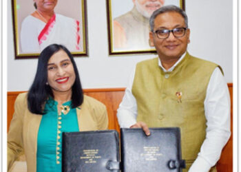 India Post, BSE join hands to take mutual funds to every village, especially youth