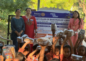 Slides, Swings and Smiles: Rotary Club of Bhavnagar Vibrant turns school into a ‘funtastic’ learning zone