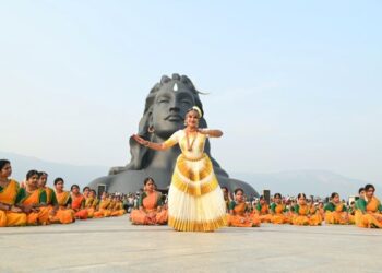 Adiyogi Becomes a Living Temple as 250+ Bharatanatyam Dancers Offer ‘Shivaprasada Panchakam’ on Arudra Darshan