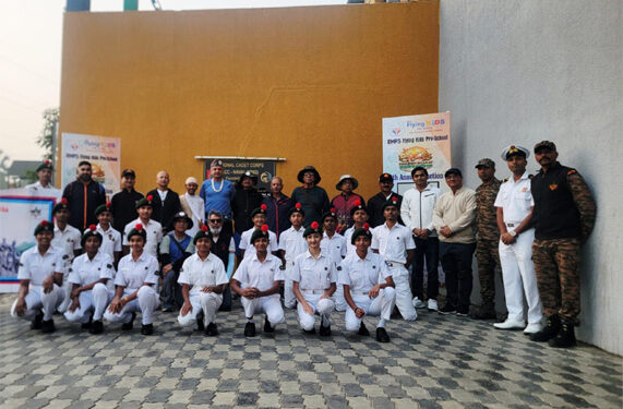 Historic Dandi Path rekindles Gandhian spirit on Day 9 as walkers march from Ankaleshwar to Mangrol