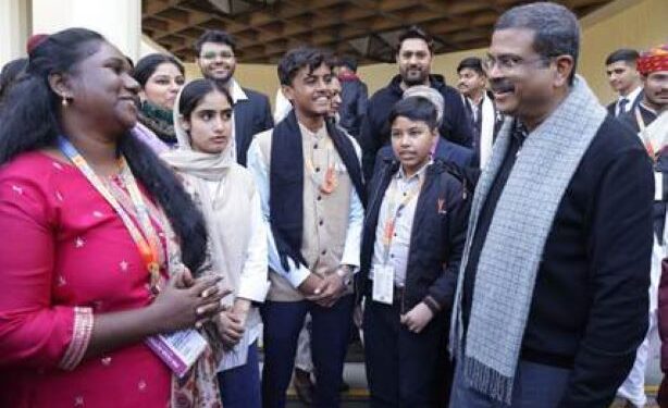 Ideas in Ink, Nation in Mind: Dharmendra Pradhan Inspires PM-YUVA 3.0 Authors at World Book Fair 2026