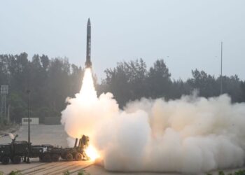 Pralay Missile proves battle readiness as DRDO executes precision salvo launch