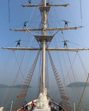 INS Tarangini drops anchor in Trincomalee, strengthening India–Sri Lanka maritime camaraderie