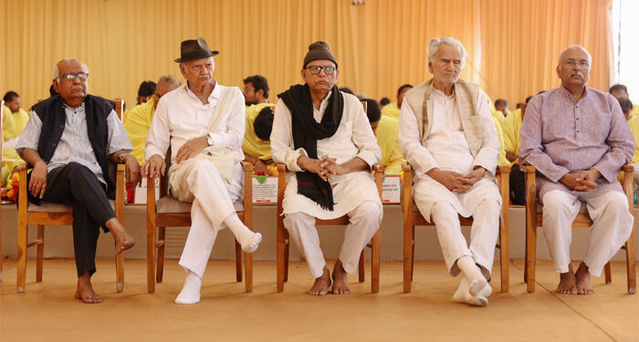  Jetalpur Dham marks 200 years of sacred consecration with grand honours for Padma Shri Luminaries