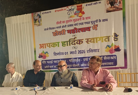 When colours found companionship: Ahmedabad’s seniors danced, sang and rediscovered joy this Holi