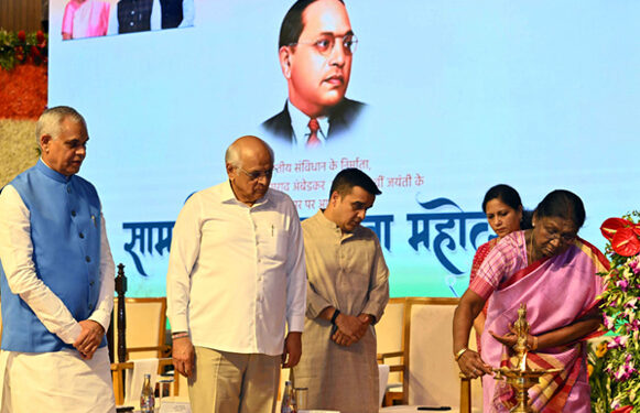 Harmony as nation’s strength: President calls for unity beyond divides at Gandhinagar Mahotsav
