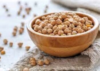 The Charismatic Chickpeas: From Street-Side Chhole to Global Gourmet Delight