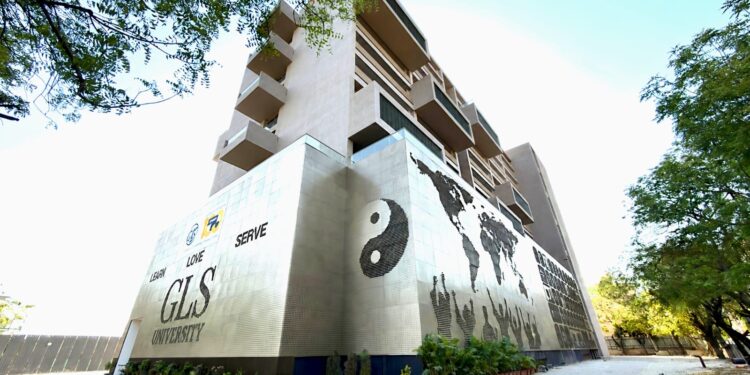 Creative Rush at GLS University: Over 3,000 Aspirants Battle for 250 Seats as Design Careers Explode in India