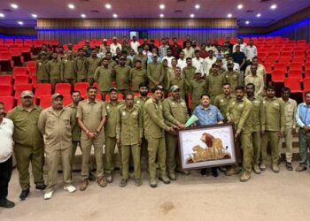 Protecting the Protectors of Gir: Parimal Nathwani Brings Insurance Security to Forest Trackers Risking Their Lives for Asiatic Lions