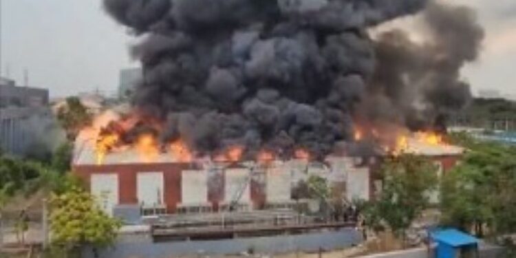 Massive Fire Erupts At Tech Mahindra Campus In Chennai’s IT Corridor, Employees Evacuated Safely
