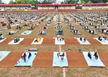 From soldiers to children, yoga unites the Dakshin Bharat Army Family in a celebration of health and harmony