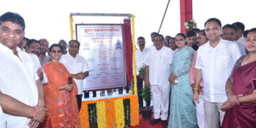 Surat breathes greener: 25,000 trees take root as new oxygen park sets urban ecology benchmark