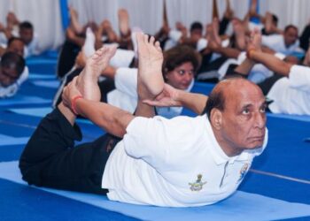 ‘A healthy body, a calm mind, a strong nation’: Defence Minister leads 1,000 soldiers in yoga salute to India’s wellness revolution