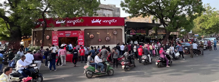 ‘Melody Khao, Ice Cream Mein Kho Jao!’ — Vadilal & Parle stir a sweet nostalgia storm in Ahmedabad