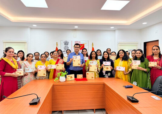 Rakhi goes the India Post way: Water-resistant covers, gift boxes and faster delivery to bridge distances this Rakshabandhan